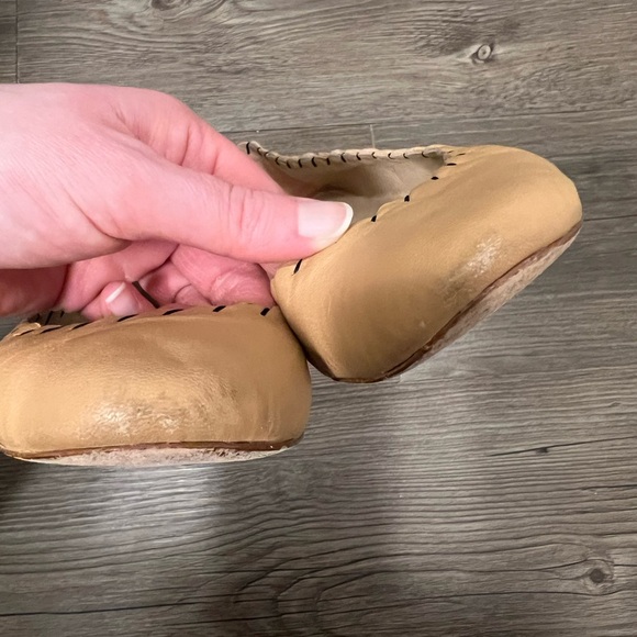 Loeffler Randall Karlotta Scalloped Tan Leather Ballet Flats - Picture 6 of 7